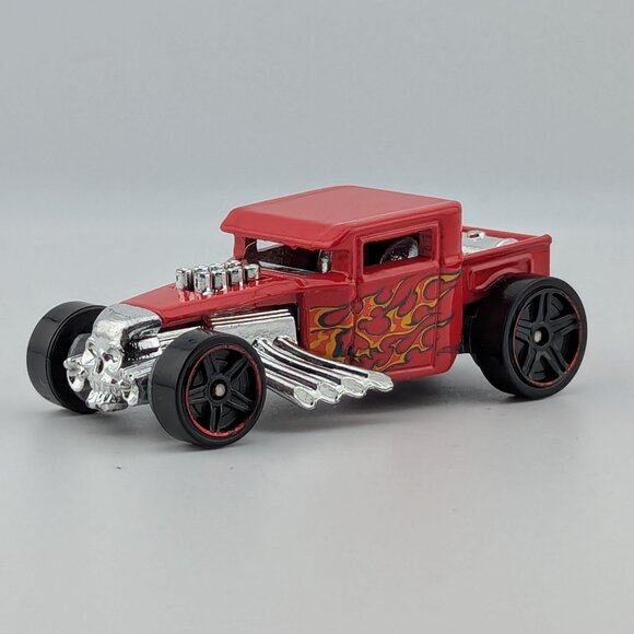 Hot Wheels Bone Shaker Diecast Car (©2010 Mattel) – Loose - Picture 3 of 6